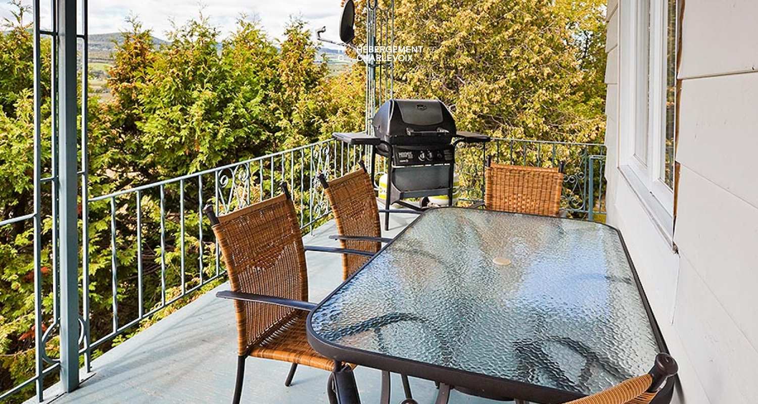 SOU-199 - Panorama overlooking the bay