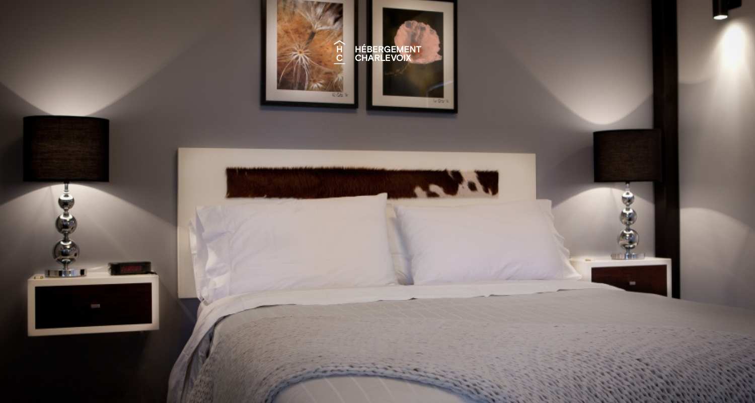 EXP-106 - Perfect balance between wood and contemporary architecture