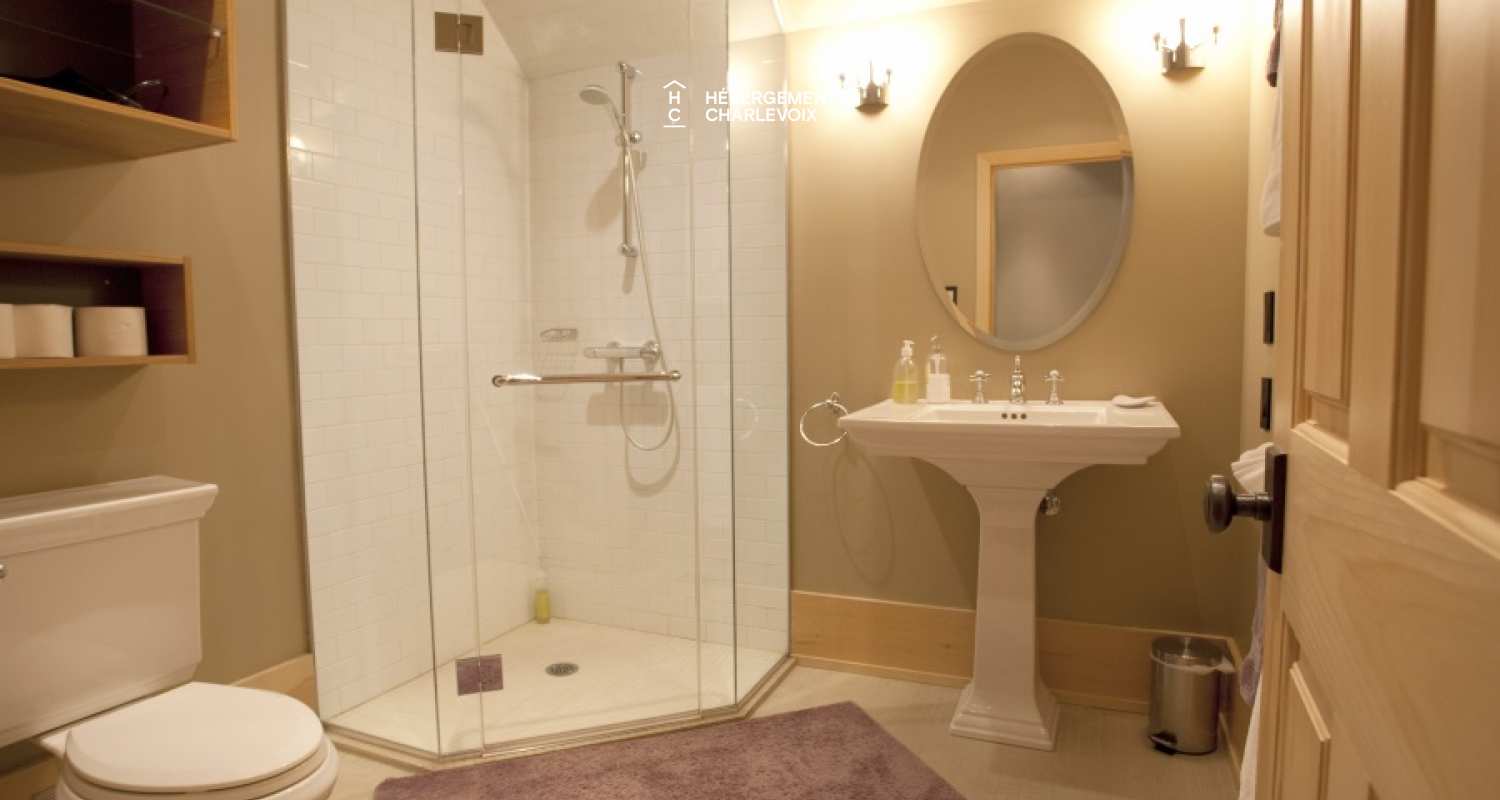 MAR-45 - Prestigieuse villa de 6000 pieds carrés