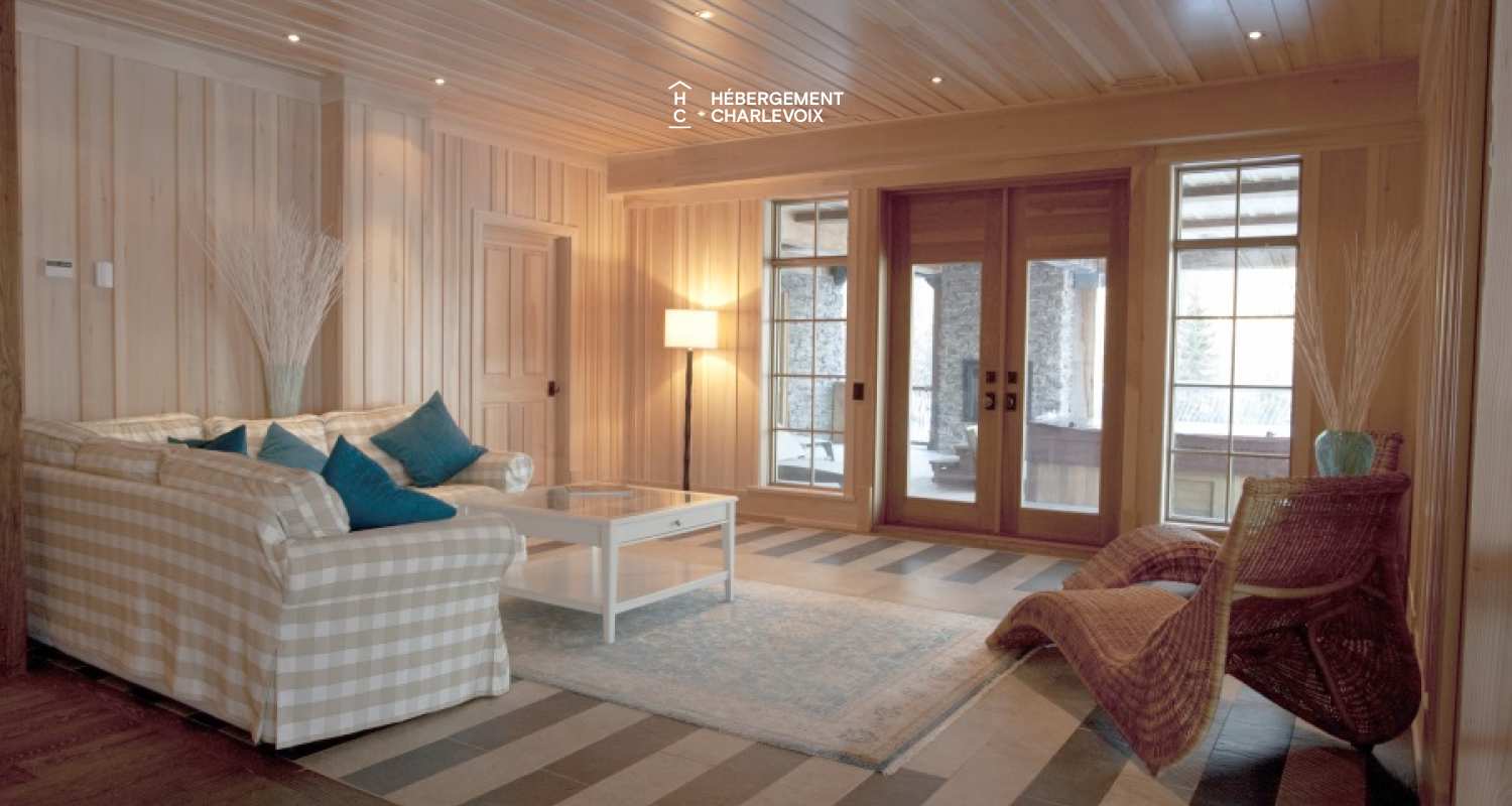 MAR-45 - Prestigieuse villa de 6000 pieds carrés