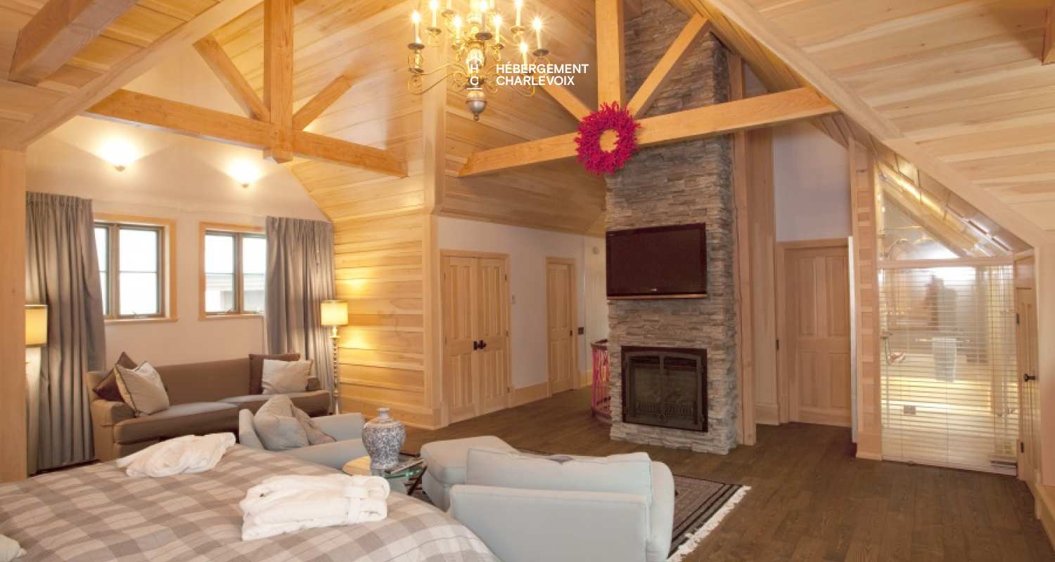 MAR-45 - Prestigieuse villa de 6000 pieds carrés