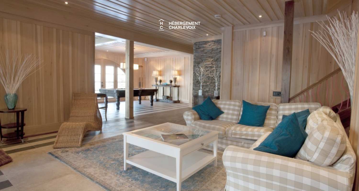 MAR-45 - Prestigieuse villa de 6000 pieds carrés