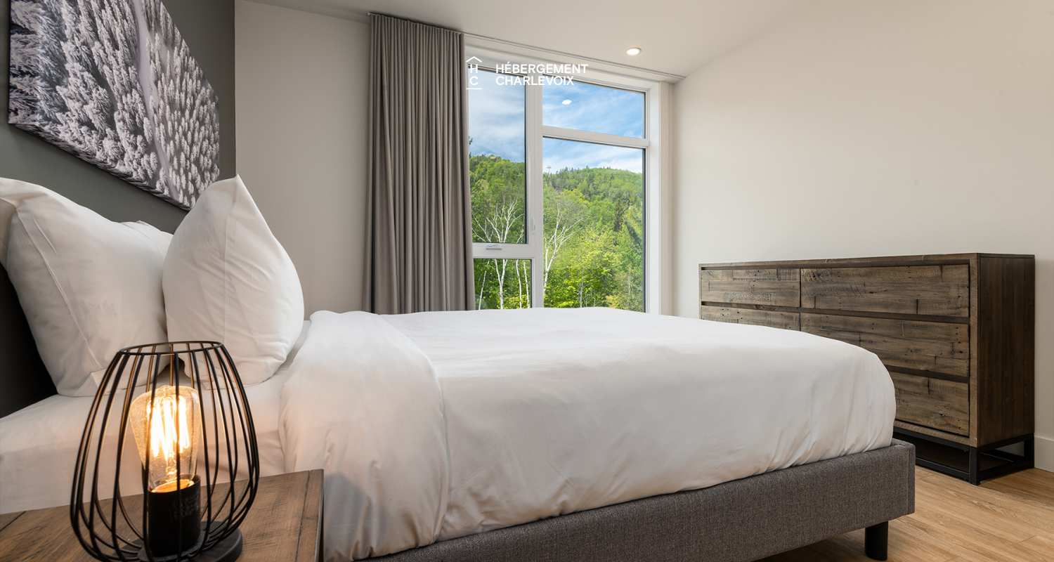 Cache 3 chambres, 1 lit King, 1 lit Queen, 2 lits simples superposés, 1 divan-lit - unité de coin - 1 à 8 personnes - 