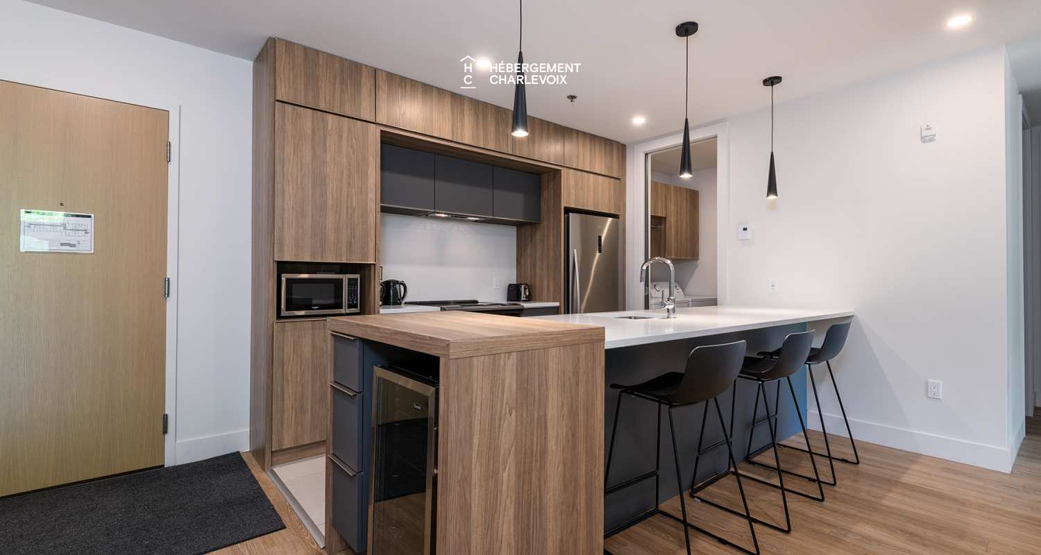 Cache 2 chambres-2 lits Queen, 2 lits simples superposés, 1 divan-lit - 1 à 8 personnes - Idéal pour l'hiver tout comme l'été