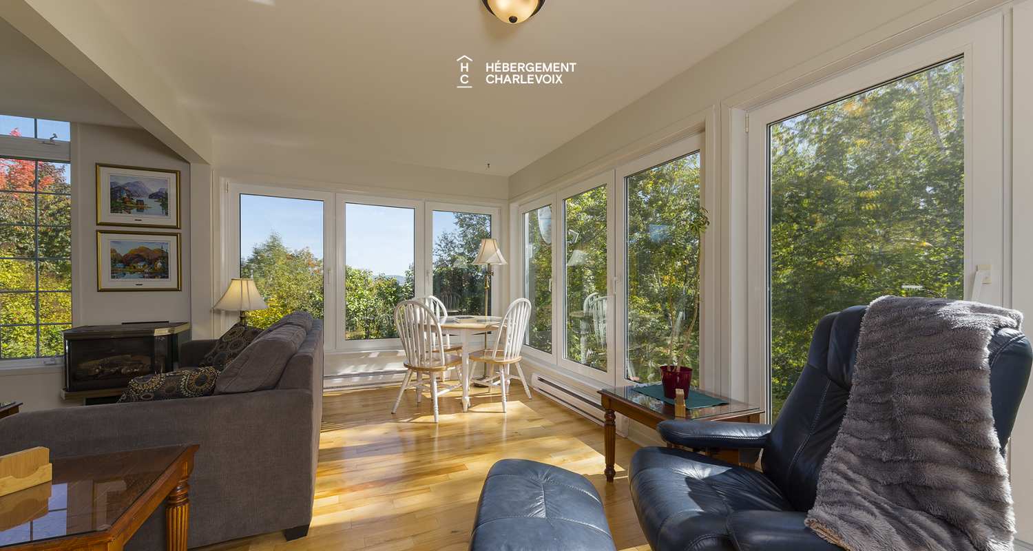 CIE-1 - Breathtaking view of river and mountains from the bedroom