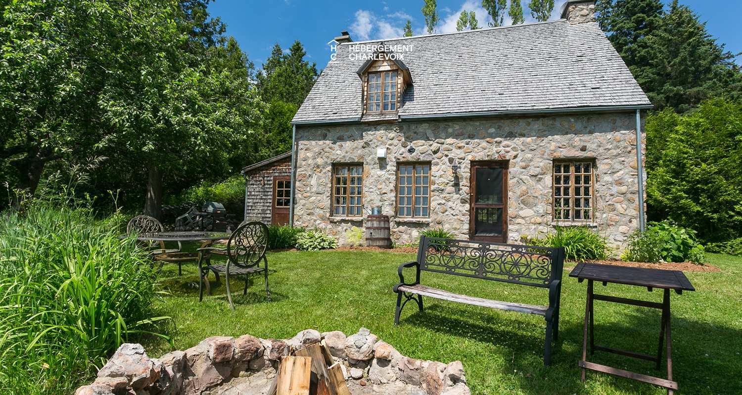 Chalet à louer CAM216 Les Éboulements Hébergement Charlevoix.