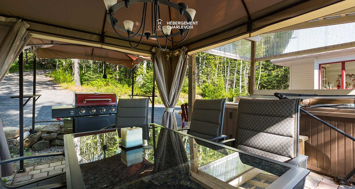 COU-85 - Coquette maison dans les hauteurs de Charlevoix