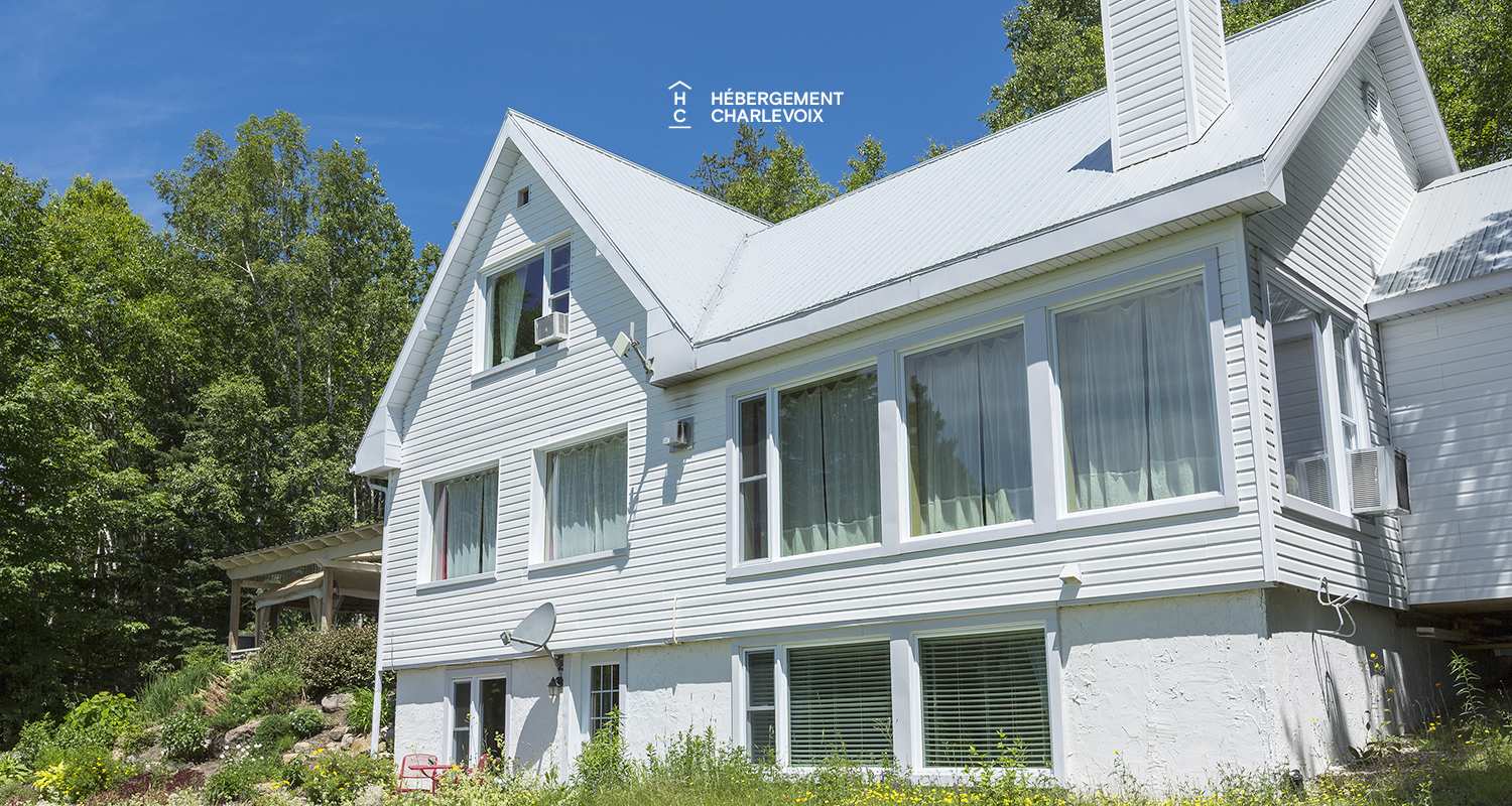 COU-85 - Coquette maison dans les hauteurs de Charlevoix