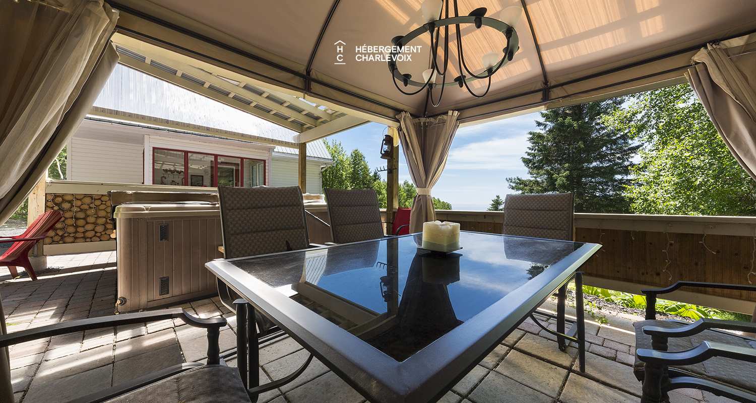 COU-85 - Coquette maison dans les hauteurs de Charlevoix