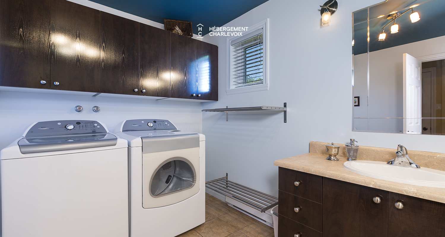 BAR-17 - An outside spa for the four seasons