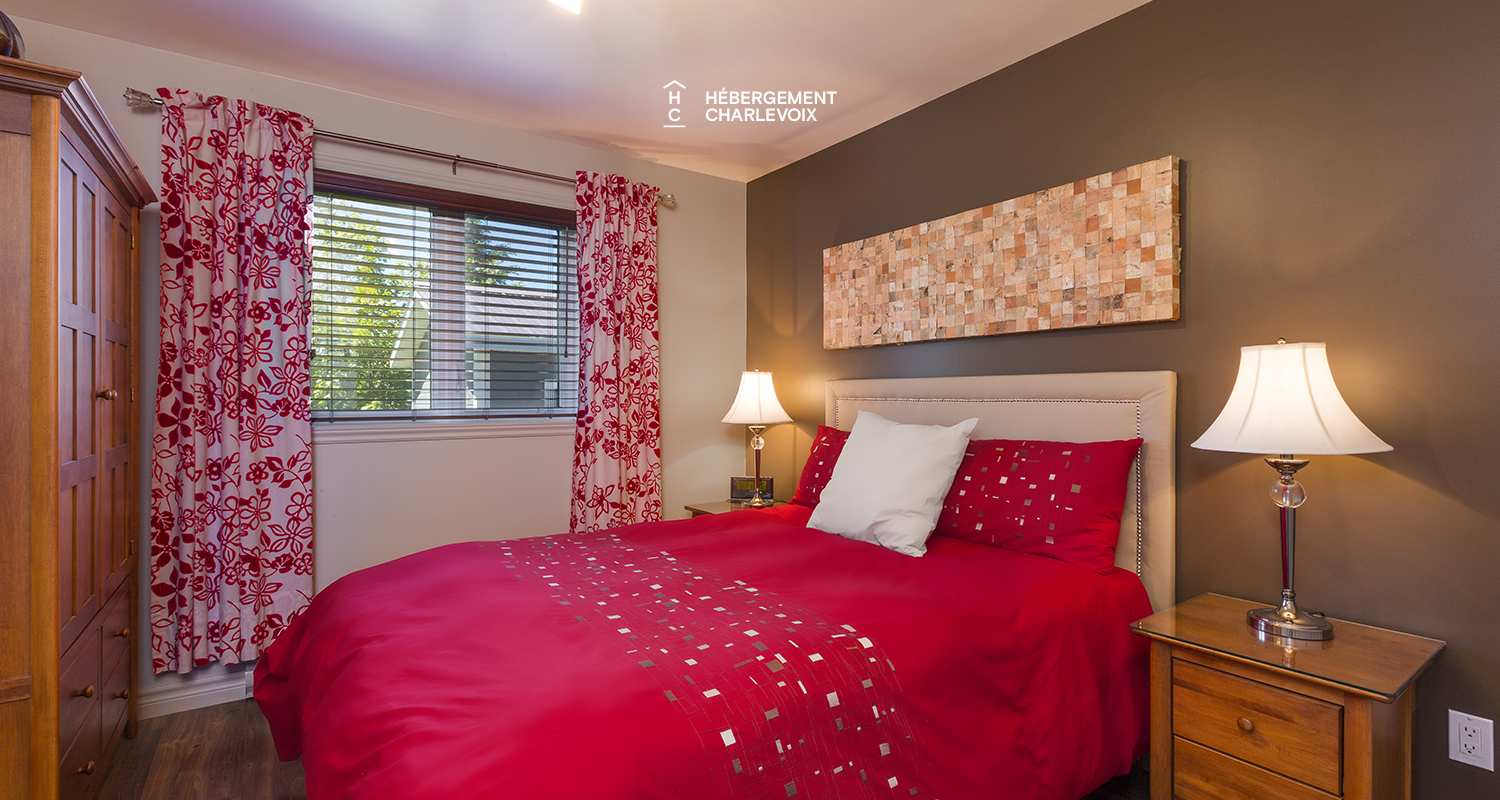 BAR-17 - An outside spa for the four seasons