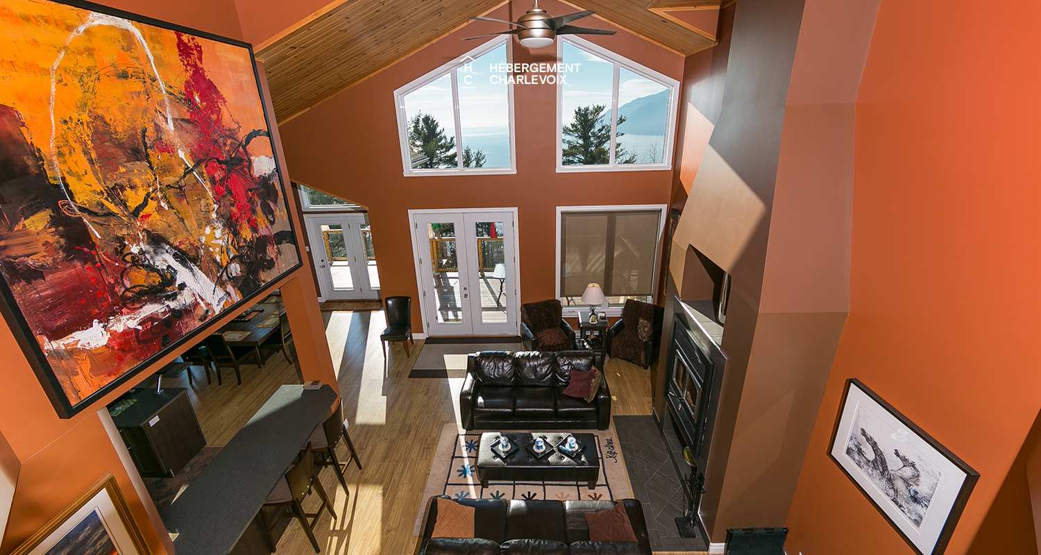 PEU-14 - Warm and modern residence ideally located