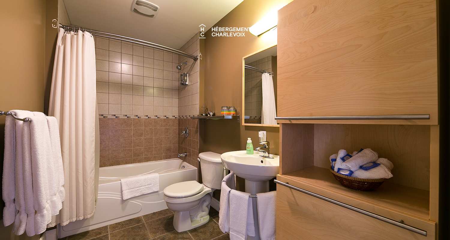 PEU-14 - Warm and modern residence ideally located