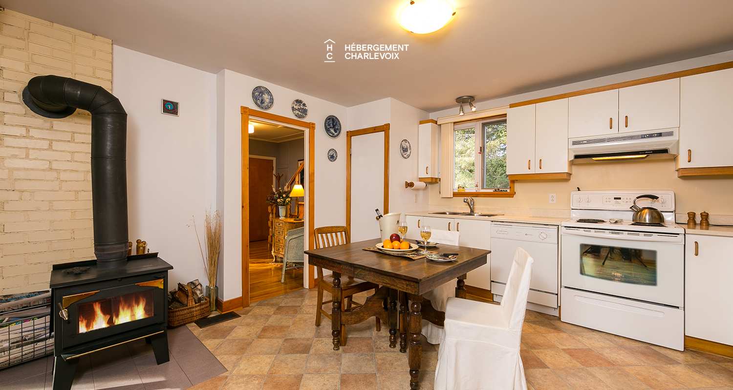 LAC-35 - Chalet avec cachet dans un environnement forestier