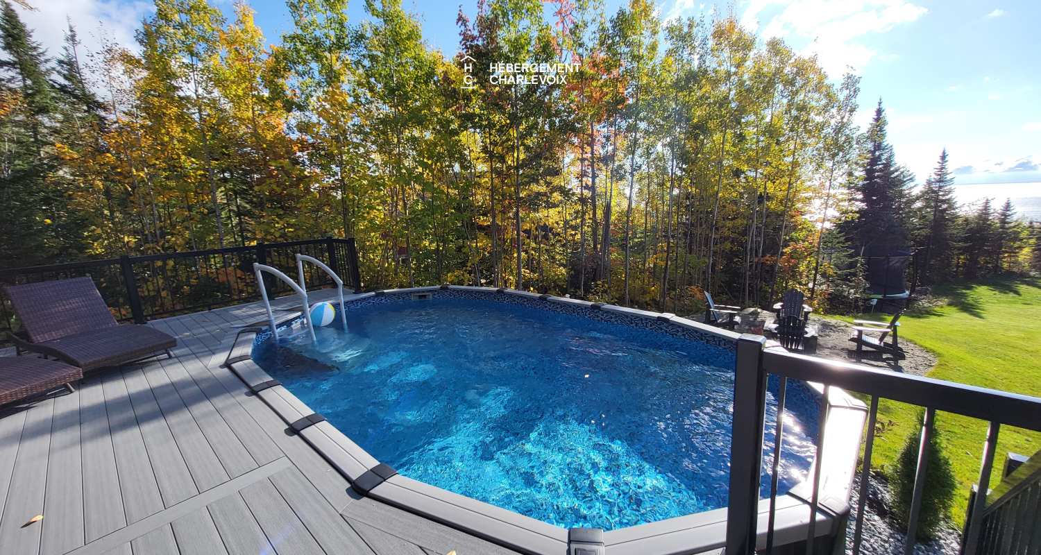 AIY-25 - Une salle de billard pour animer les soirées.