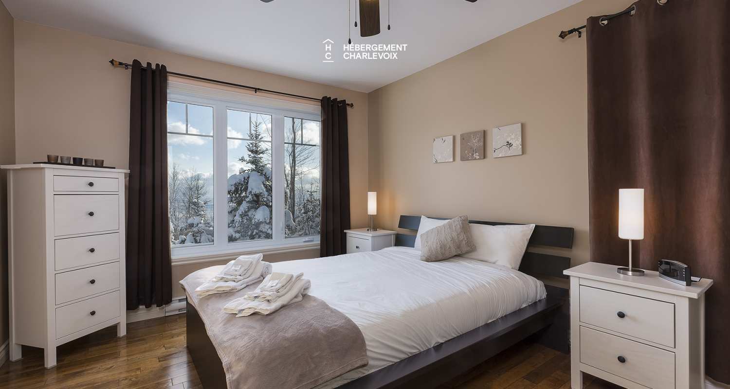 HEL-529 - Amazing view of the St-Lawrence River