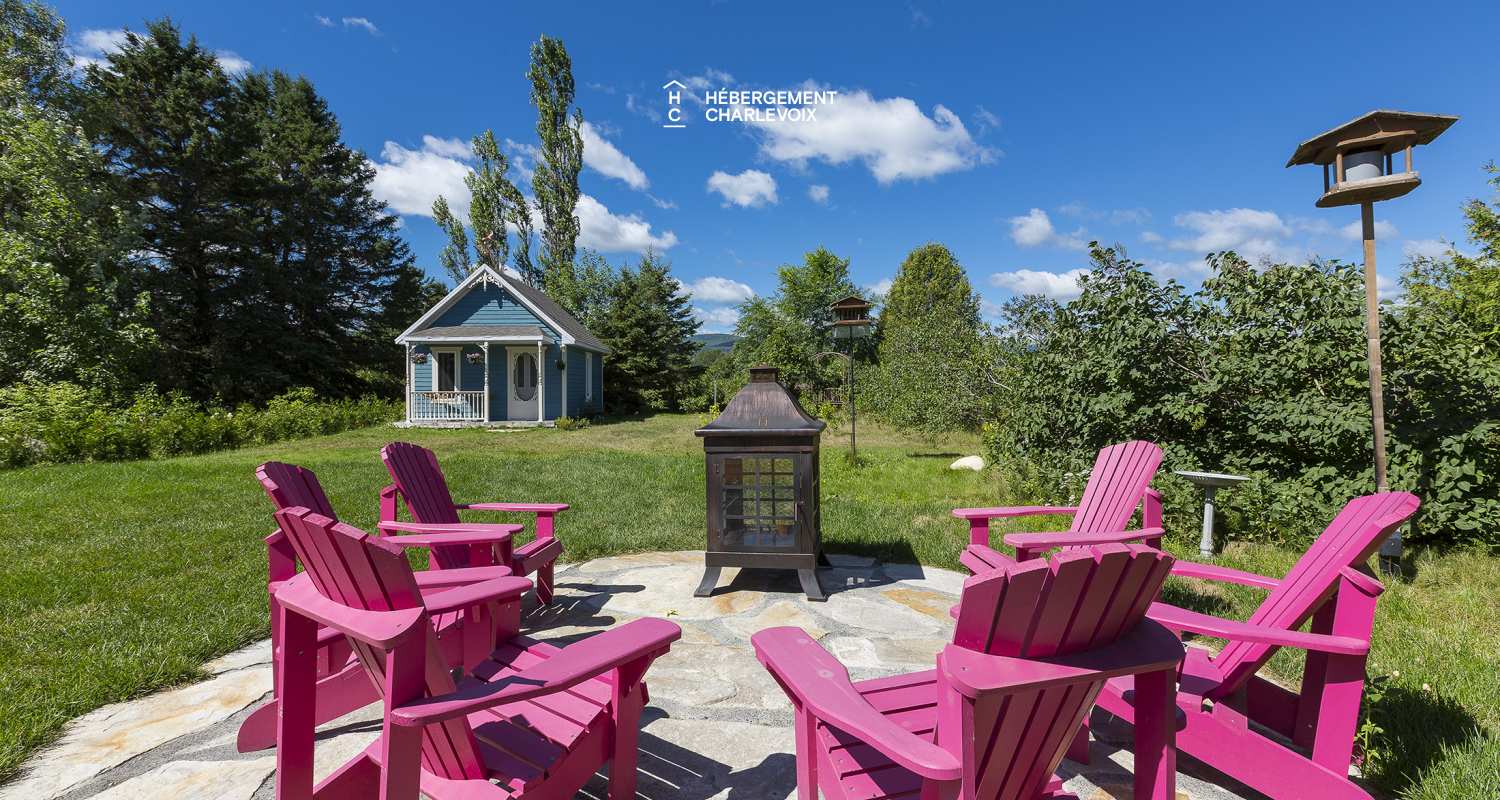 AIR-182 - A few minutes walk from the St. Lawrence River.