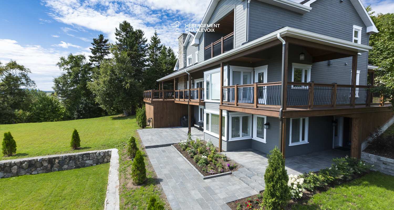 CAL-24-1 - Une demeure exceptionnelle face au fleuve !