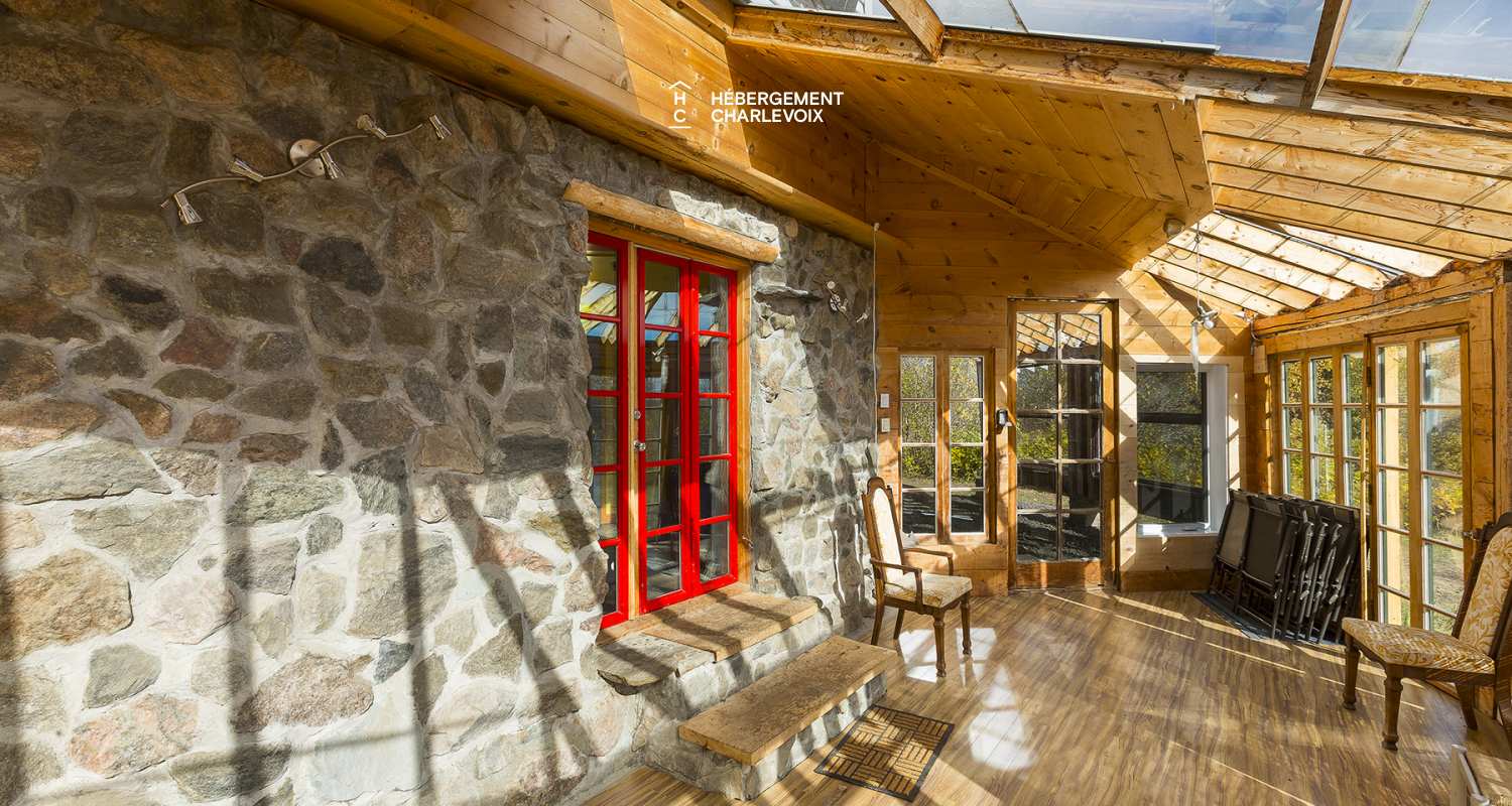 UNI-103 - Unique de par son architecture