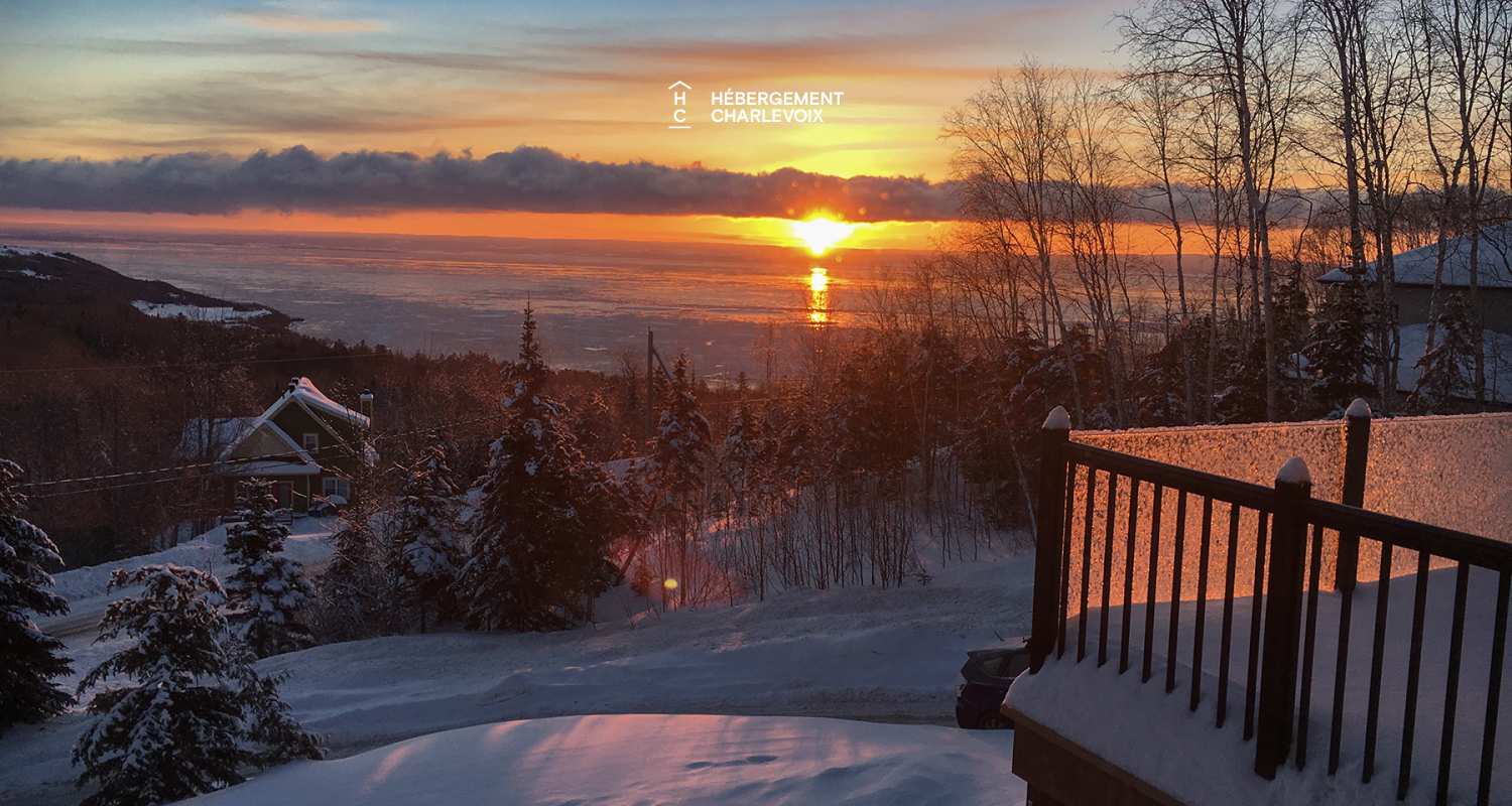 MIR-526 - Maison contemporaine perchée sur un escarpement