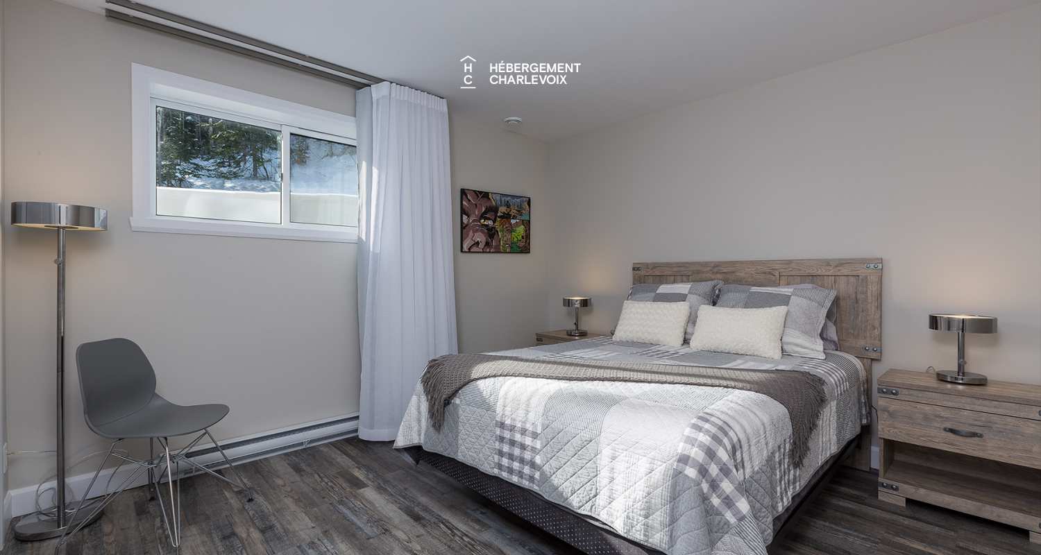 MIR-526 - Maison contemporaine perchée sur un escarpement