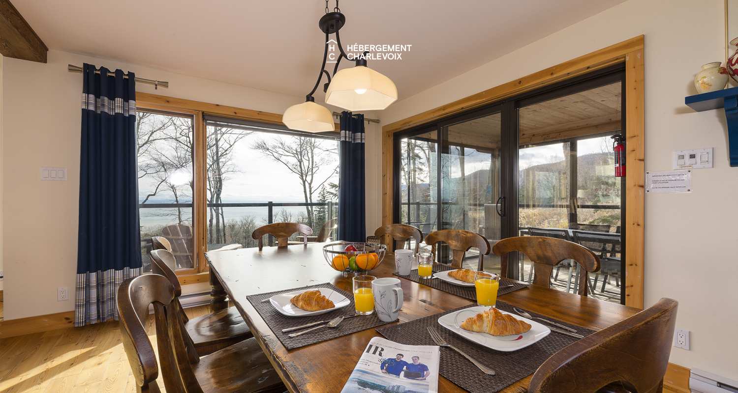 AVE-71 - L'unisson du bleu du ciel combiné à celui du fleuve St-Laurent