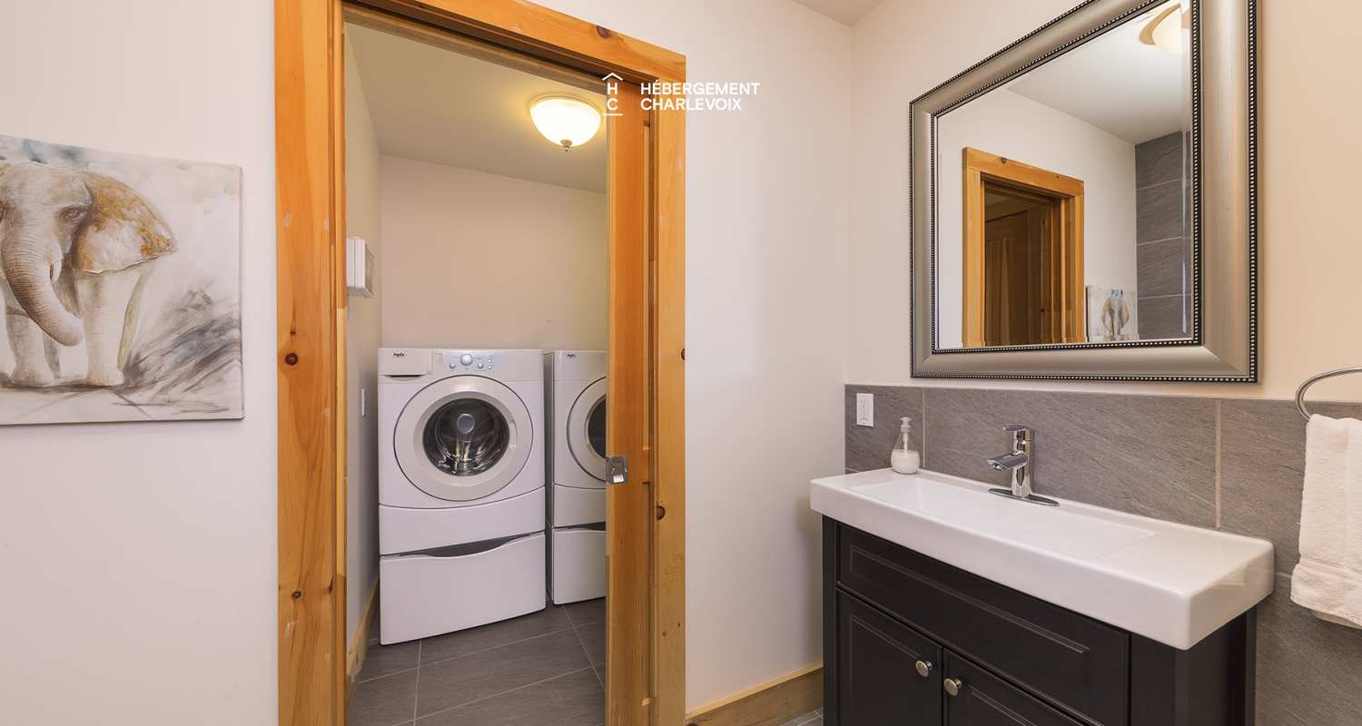 AVE-71 - L'unisson du bleu du ciel combiné à celui du fleuve St-Laurent