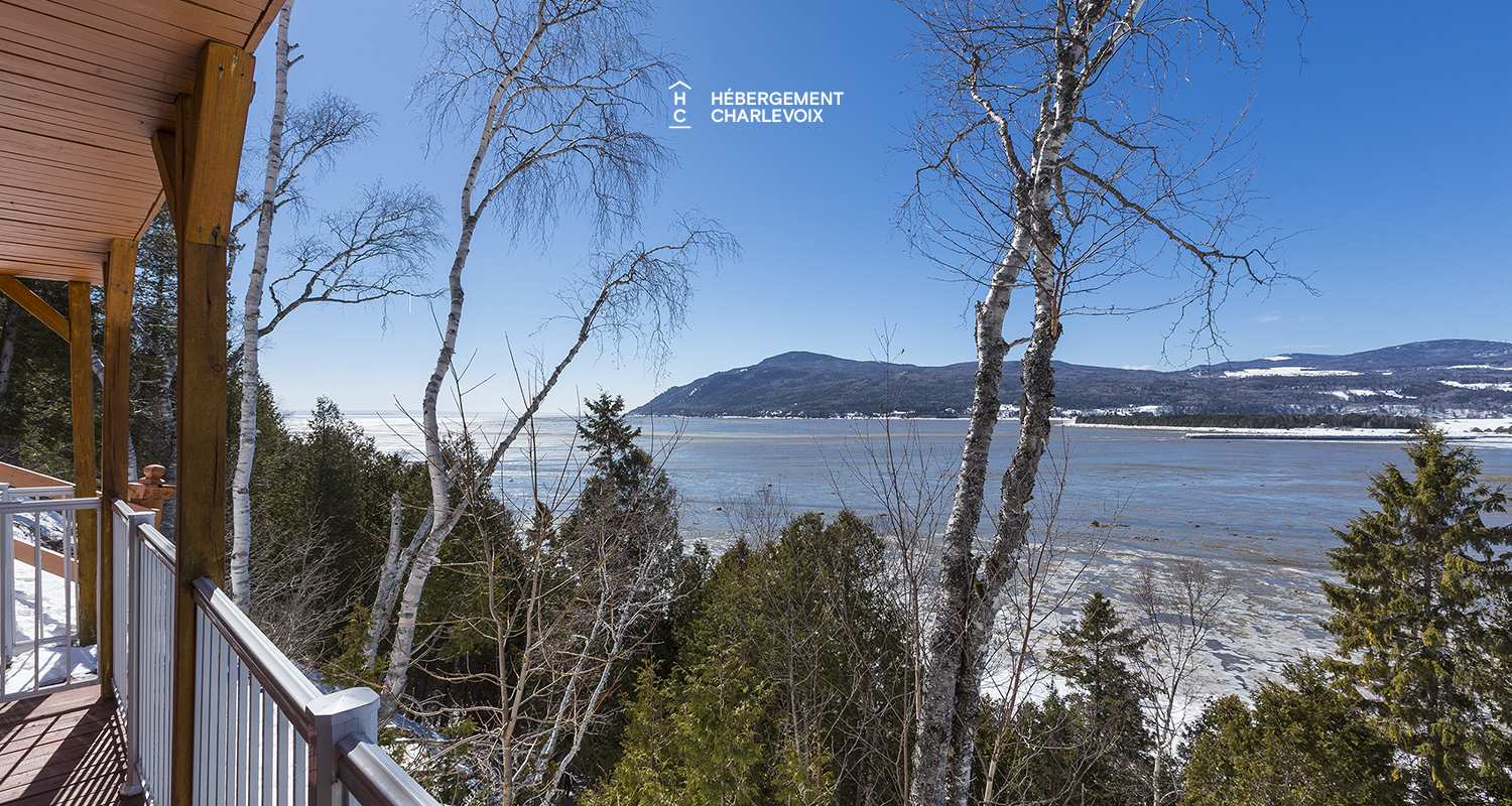DOU-280 - Charmant chalet surplombant la plage de Baie-Saint-Paul