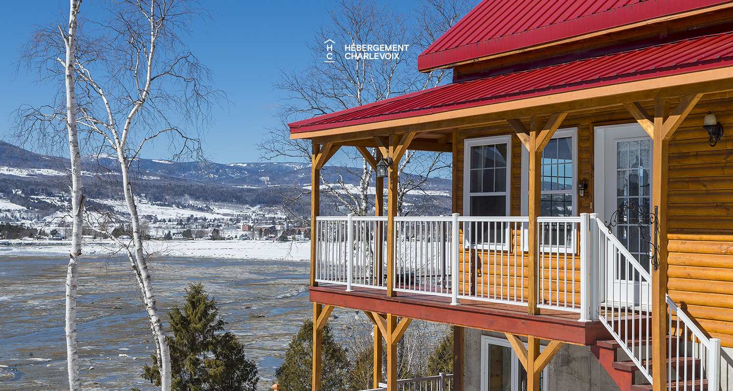 DOU-280 - Charmant chalet surplombant la plage de Baie-Saint-Paul
