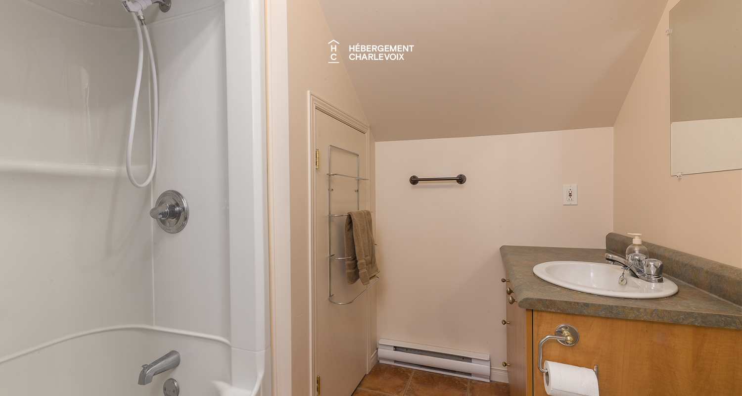 COR-254-2 - Petit nid douillet pour vous ressourcer