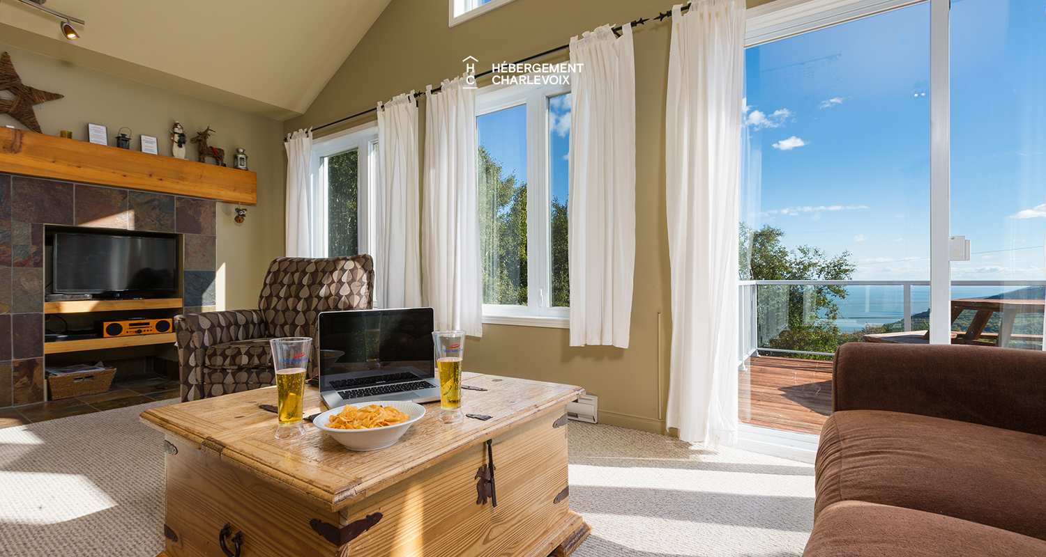 CDM-24 - Une grande terasse pour prolonger les après-midis