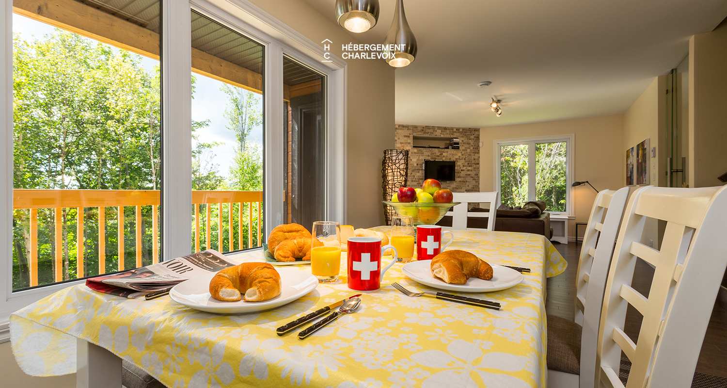 CSQ-65 - Endroit calme et relaxant avec terrasse couverte