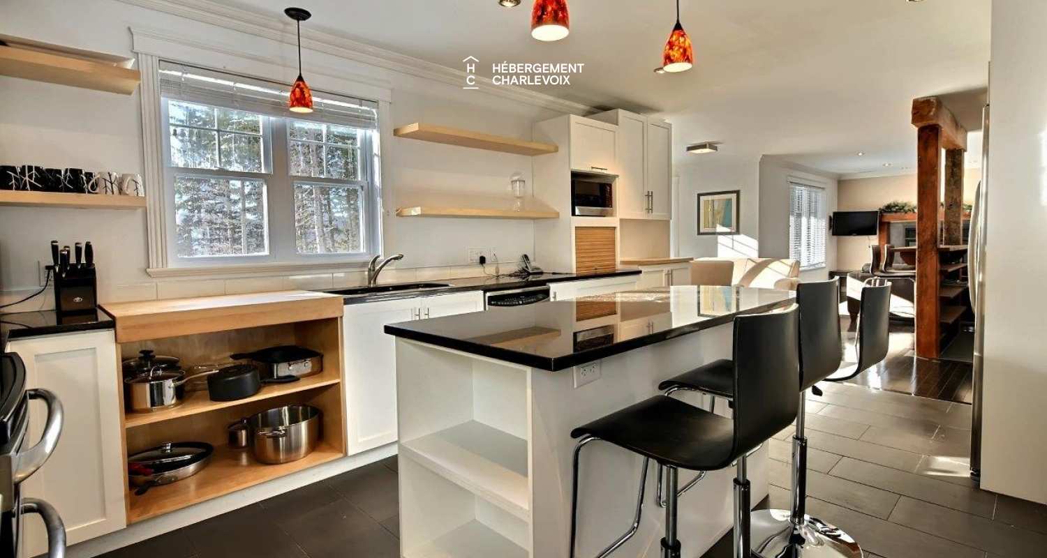 SHI-45 - Le calme paisible du bois environnant