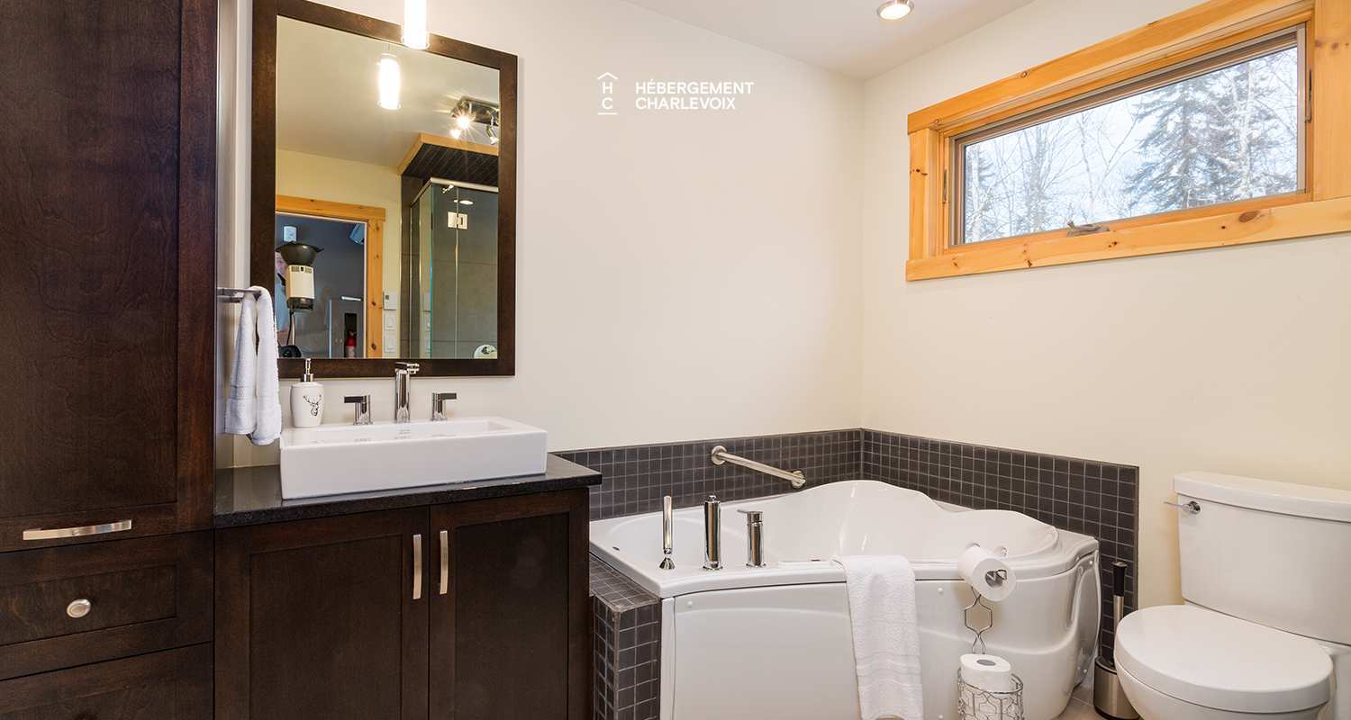 CHE-2 - Une vaste cuisine où il fait bon vivre