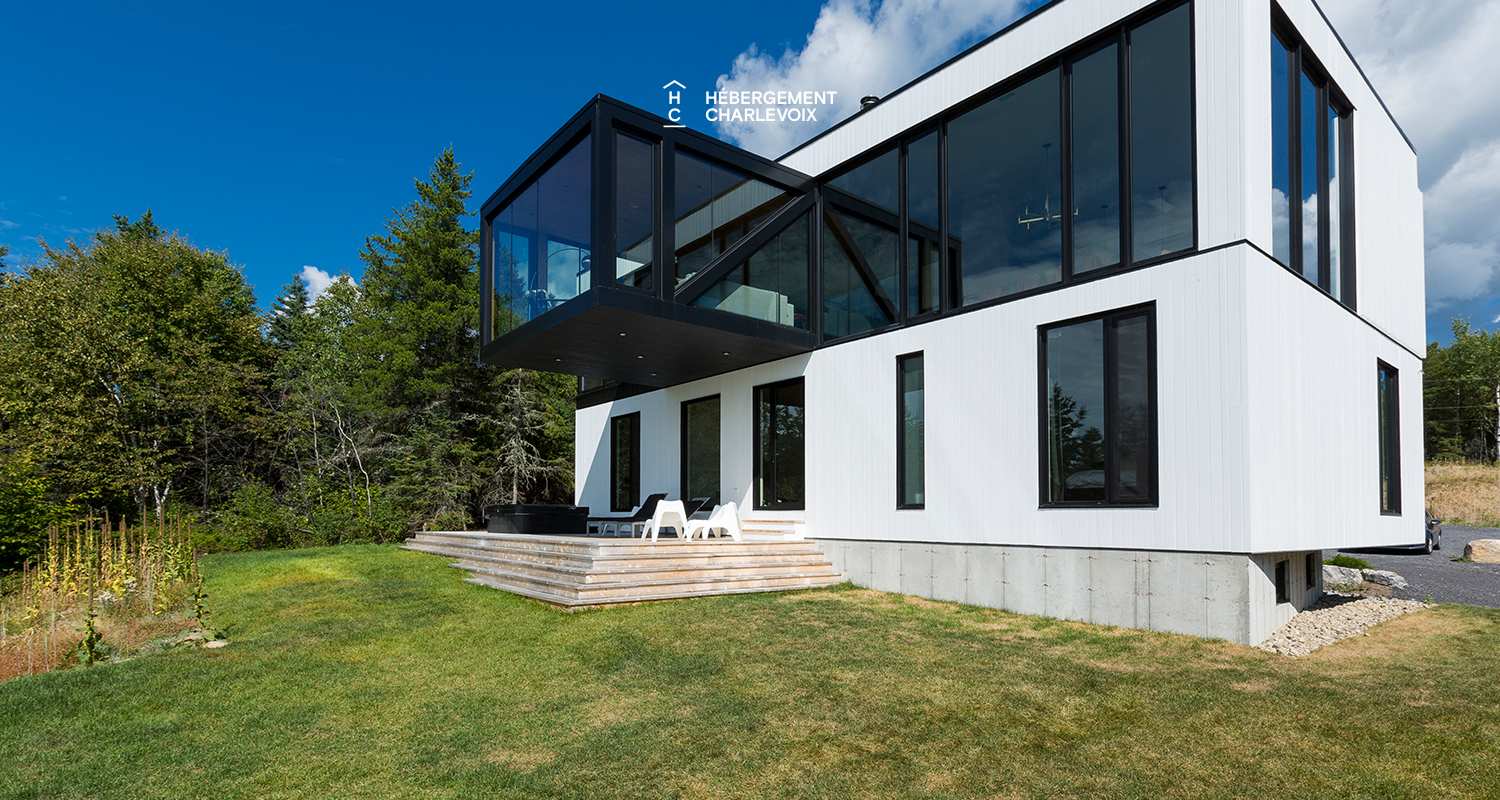 BLA-175 - Résidence à l'architecture élégante et contemporaine