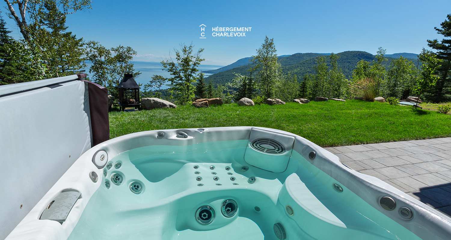 BRI-43 - A panoramic view on the river and the mountains