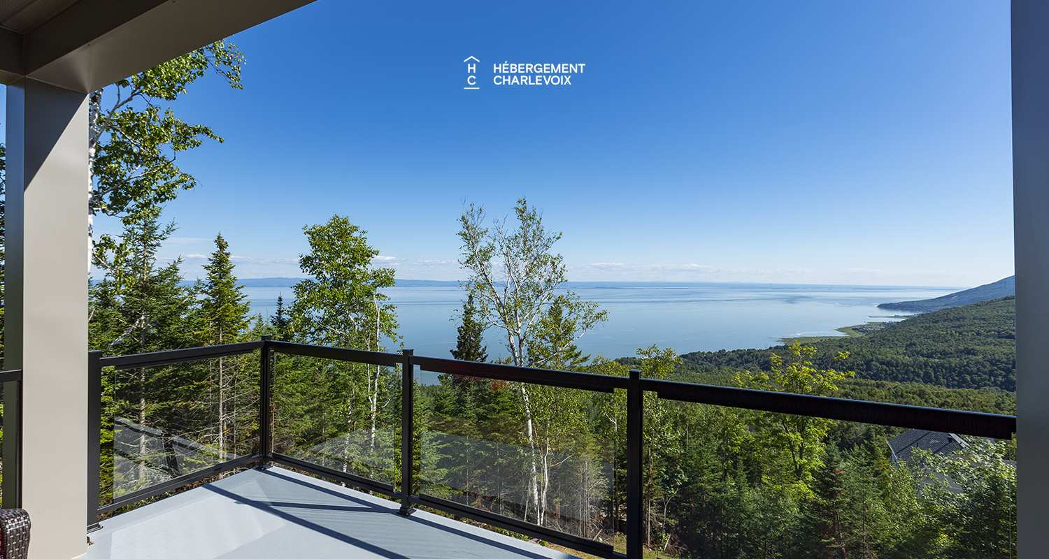 BRI-43 - A panoramic view on the river and the mountains