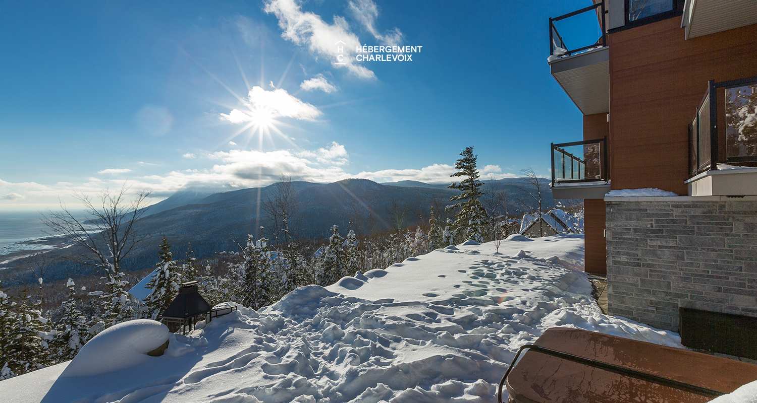 BRI-43 - A panoramic view on the river and the mountains