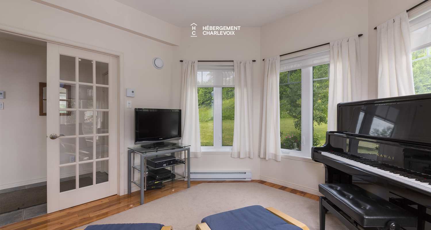 DIA-2507 - In harmony with the St-Lawrence River