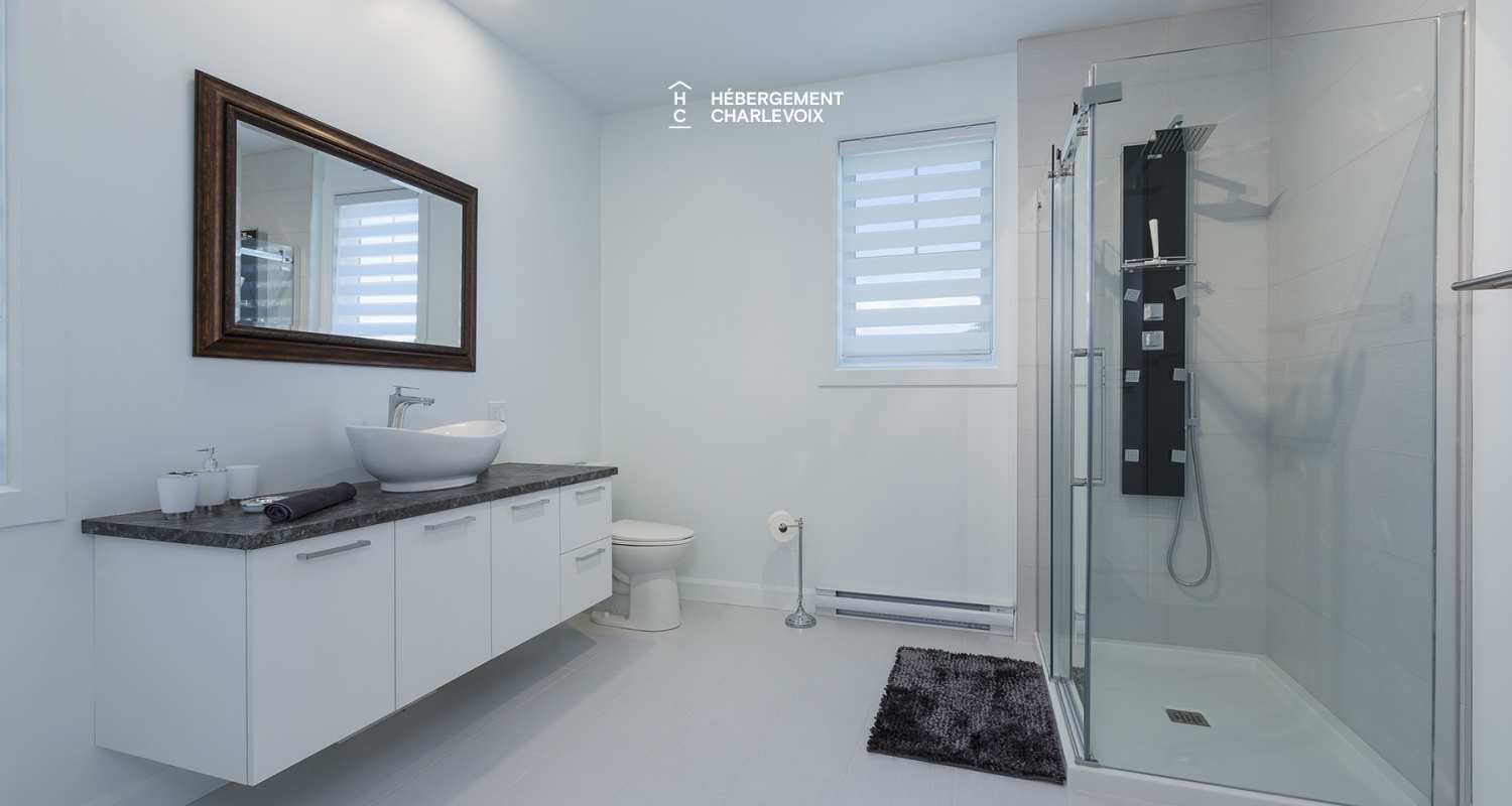 COT-281 - Niché dans un site incomparable!