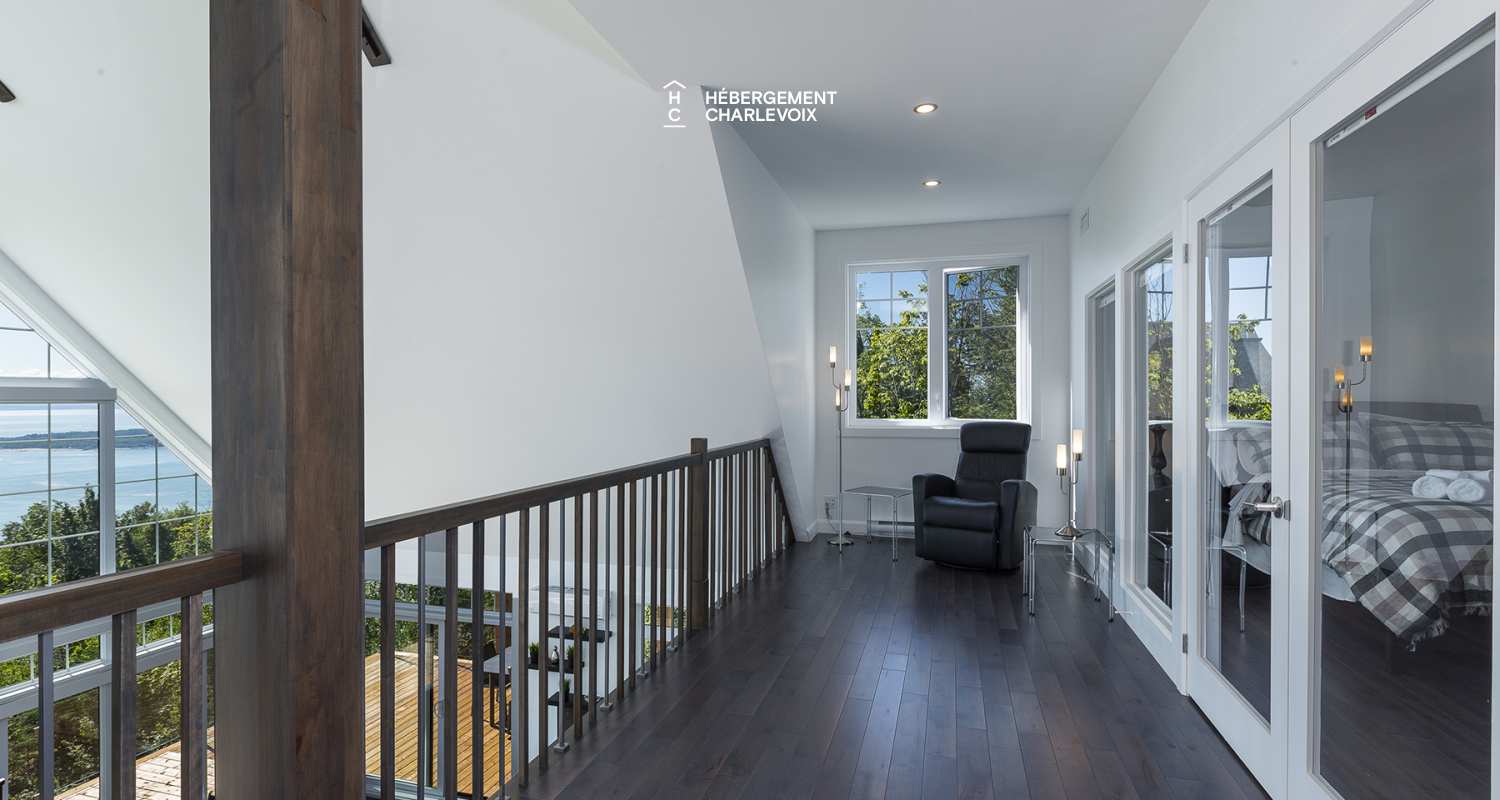 COT-281 - Niché dans un site incomparable!