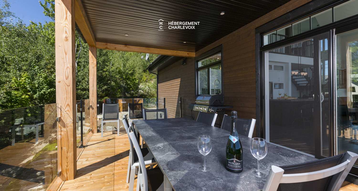 COT-281 - Niché dans un site incomparable!