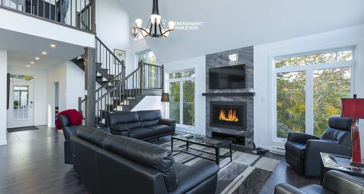 COT-281 - Niché dans un site incomparable!