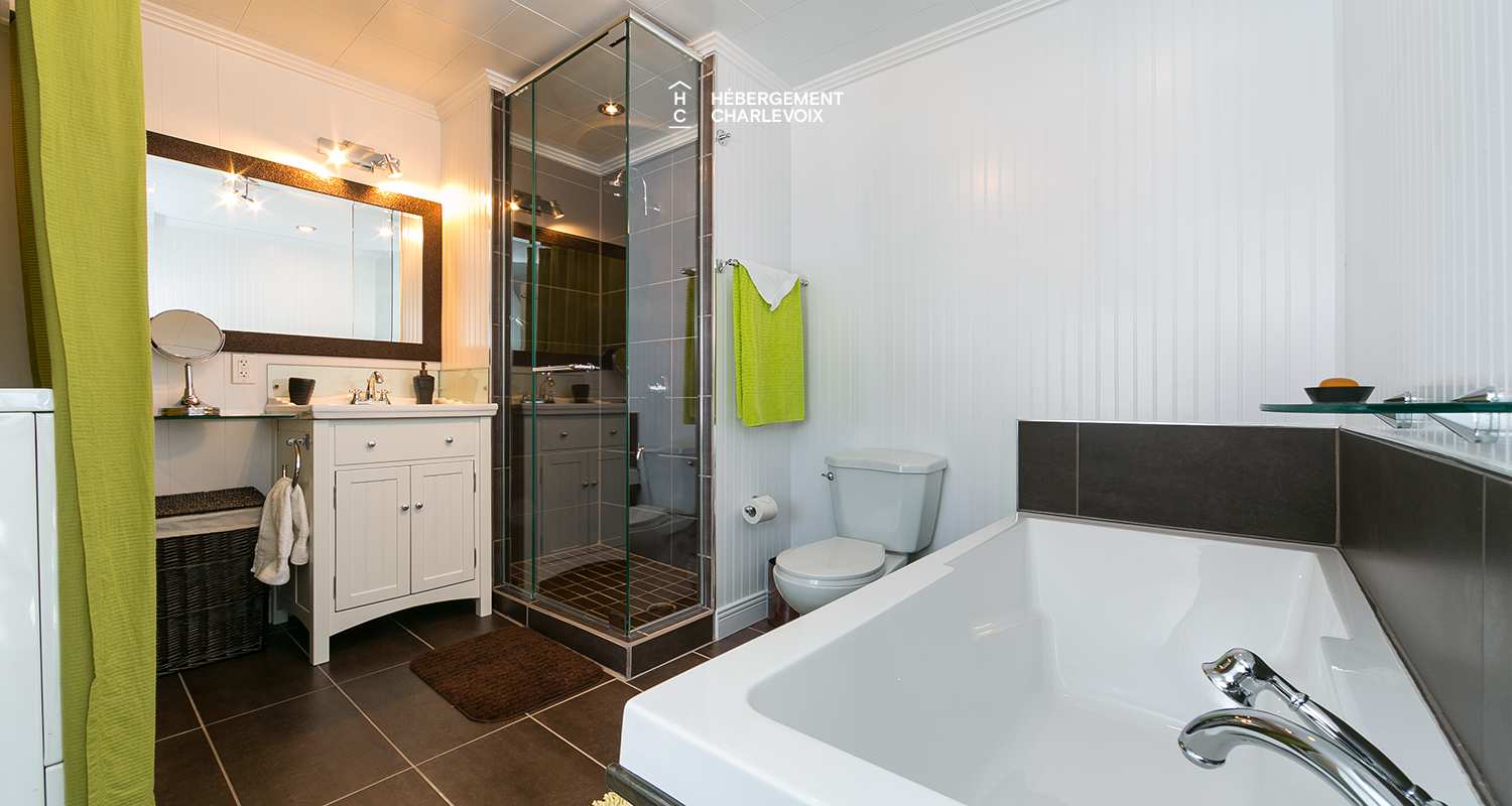 POI-27 - Petite maison fleurie et champêtre