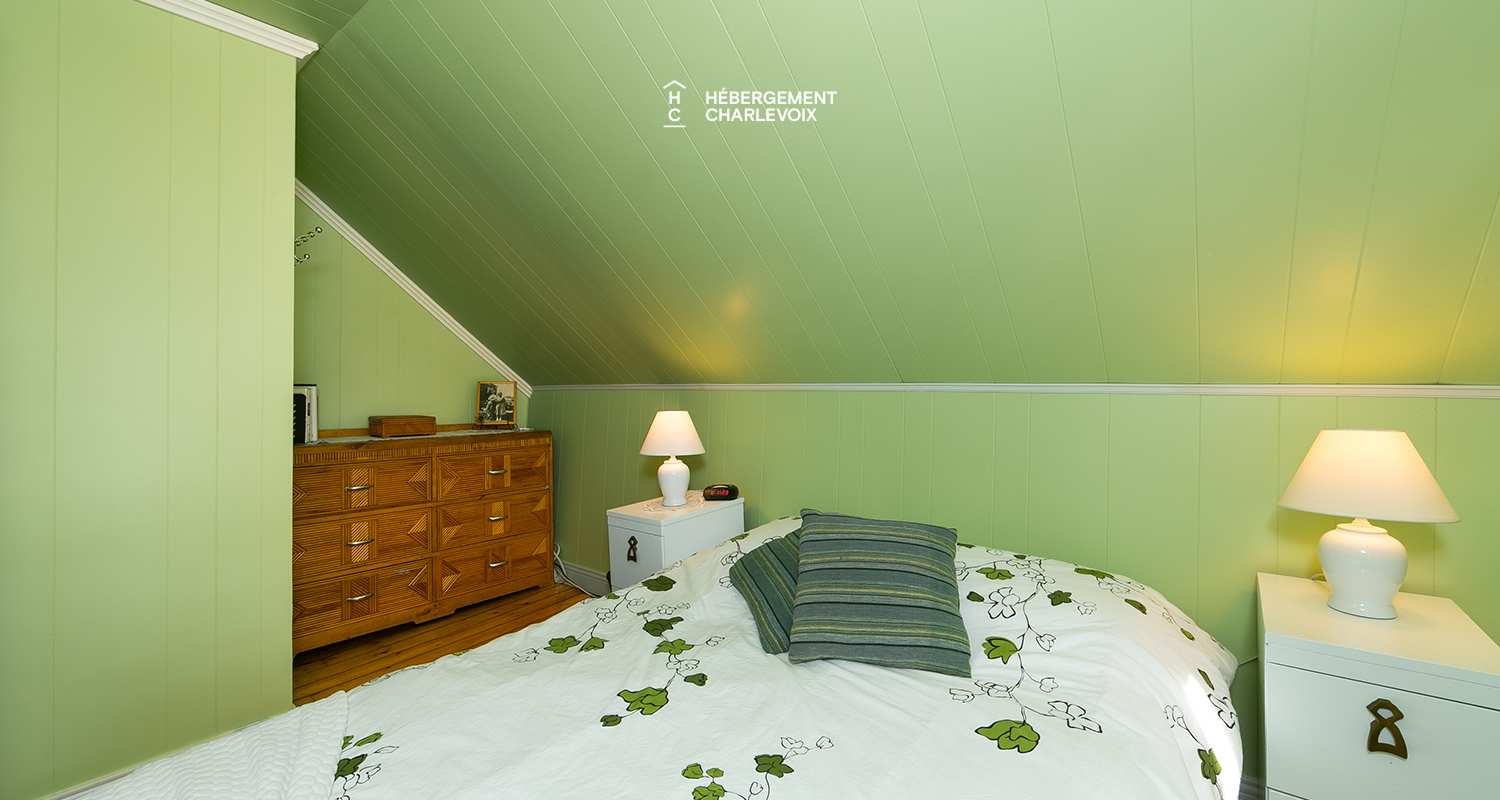 POI-27 - Petite maison fleurie et champêtre