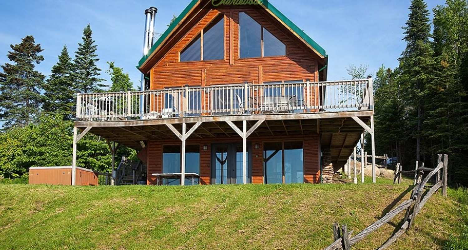 Chalet à louer RUS5 PetiteRivièreSaintFrançois Hébergement